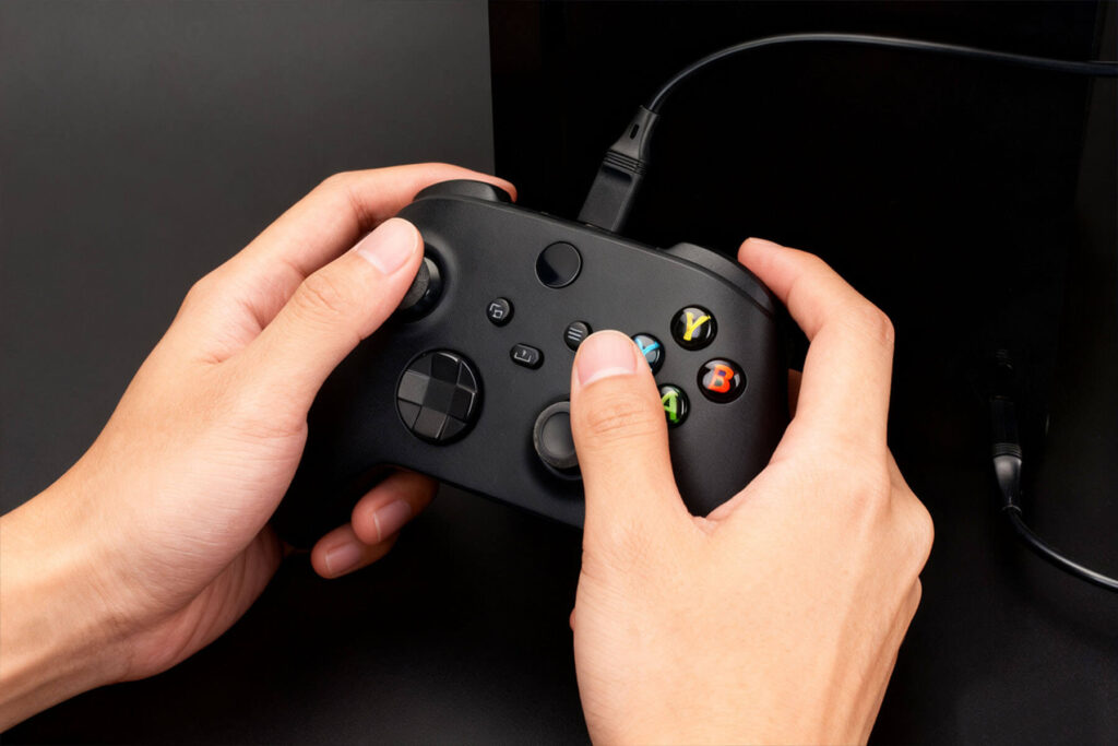 next-accessories-xbox-NXXBX9PC-lifestyle-3 (1)