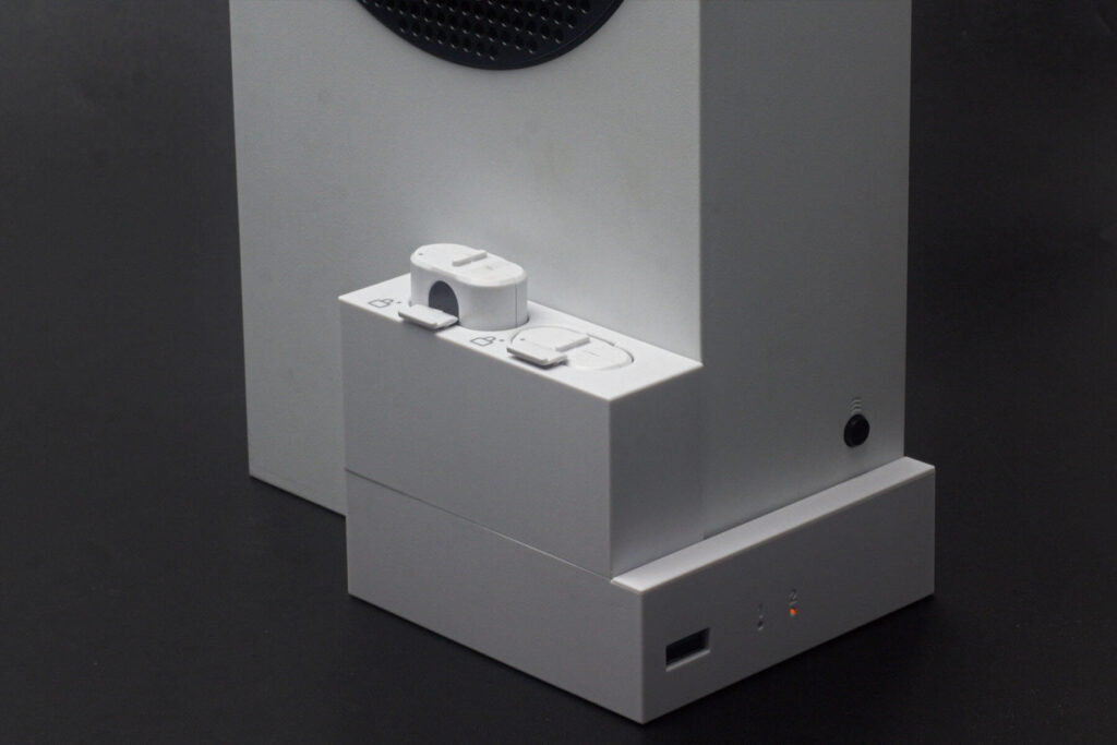 next-accessories-xbox-NXXSDOCK-54205670 (1)